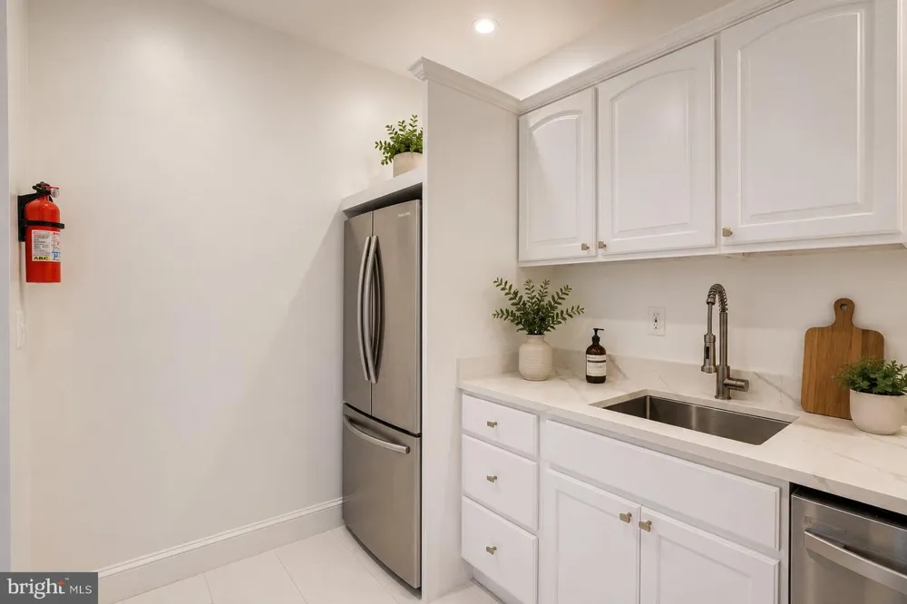 2209 WASHINGTON CIRCLE NW #3 Washington, DC 20037