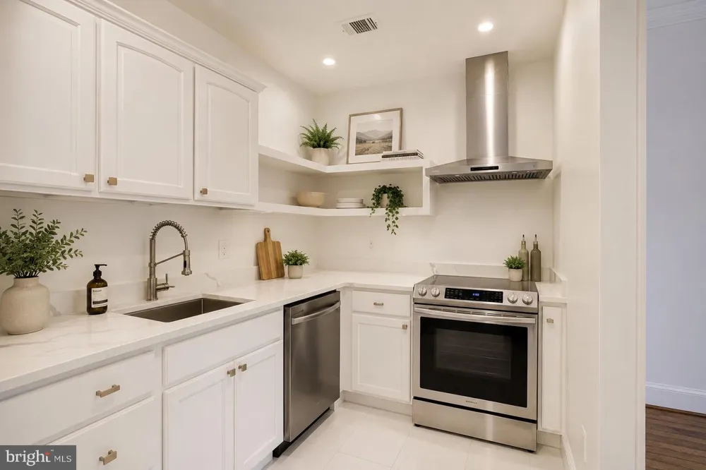 2209 WASHINGTON CIRCLE NW #3 Washington, DC 20037