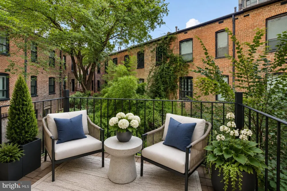 2209 WASHINGTON CIRCLE NW #3 Washington, DC 20037