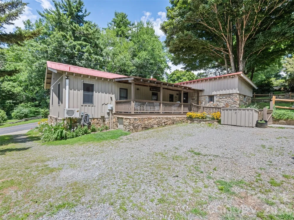 404 Red Bank Road Waynesville, NC 28786