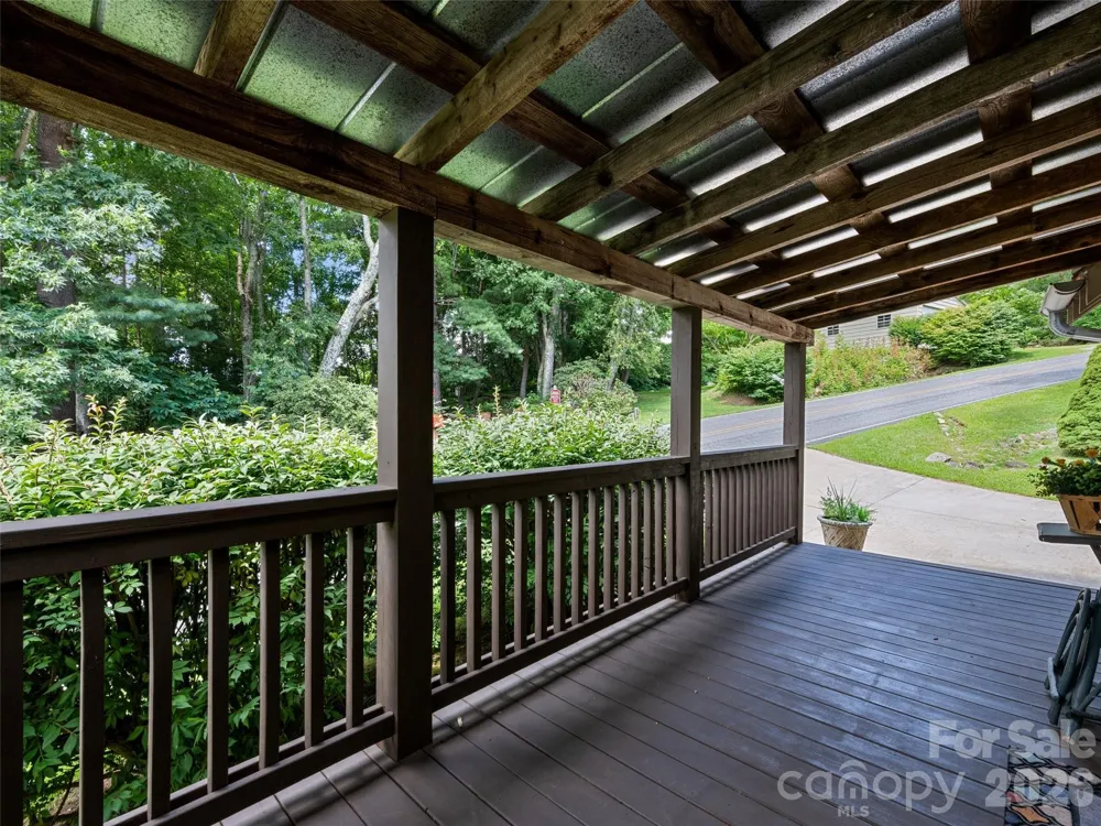 404 Red Bank Road Waynesville, NC 28786