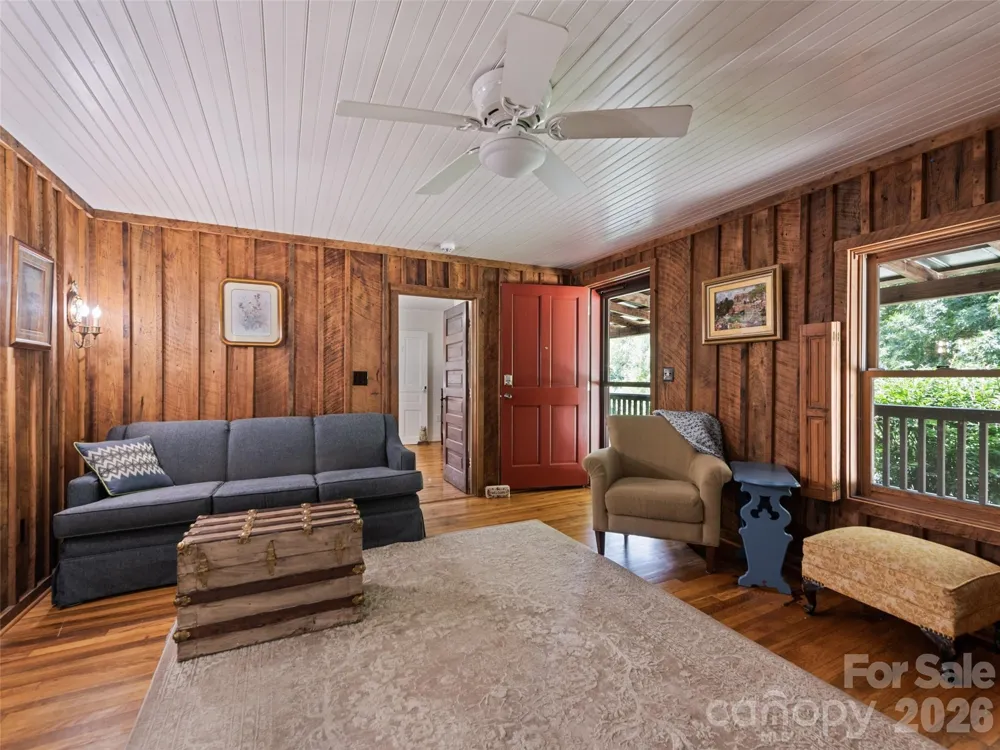 404 Red Bank Road Waynesville, NC 28786