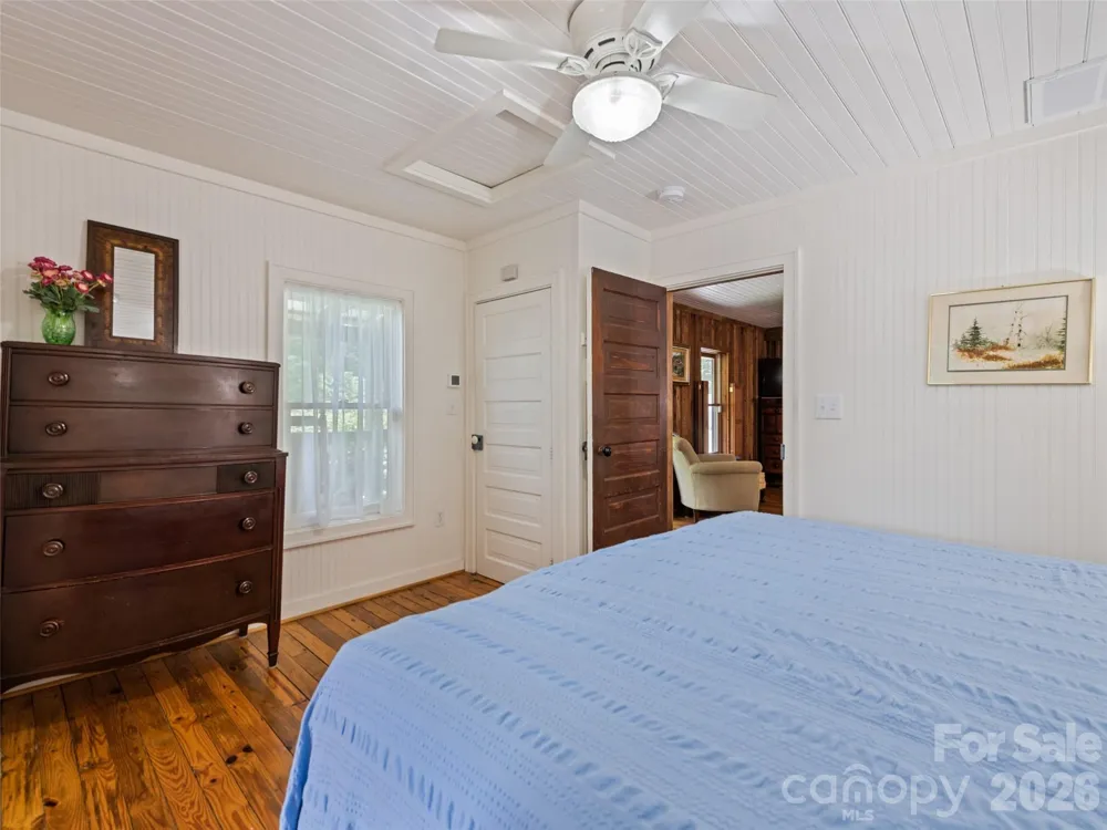 404 Red Bank Road Waynesville, NC 28786
