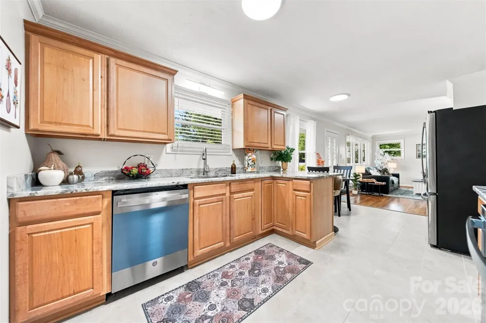 1518 11th Street NW Hickory, NC 28601