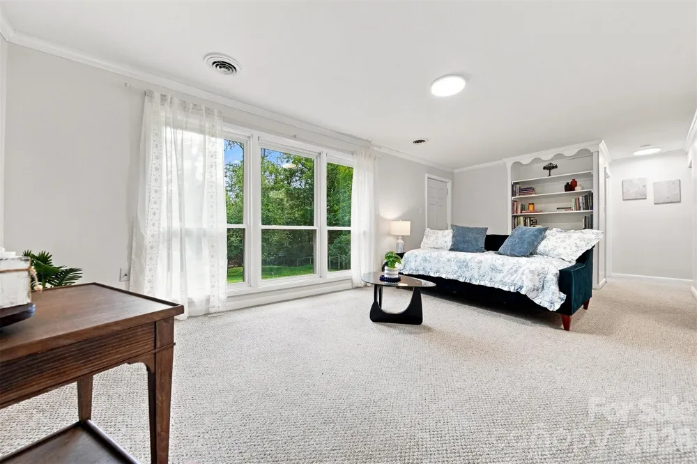 1518 11th Street NW Hickory, NC 28601