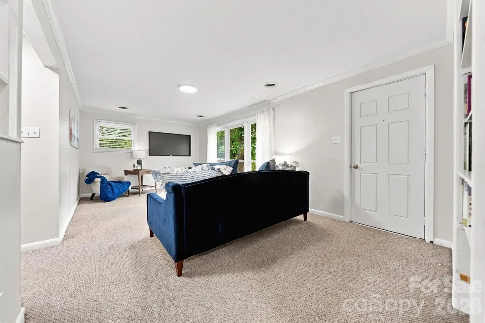 1518 11th Street NW Hickory, NC 28601
