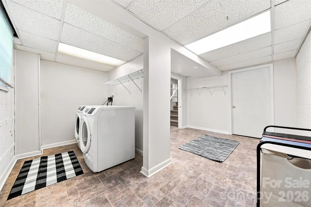 1518 11th Street NW Hickory, NC 28601
