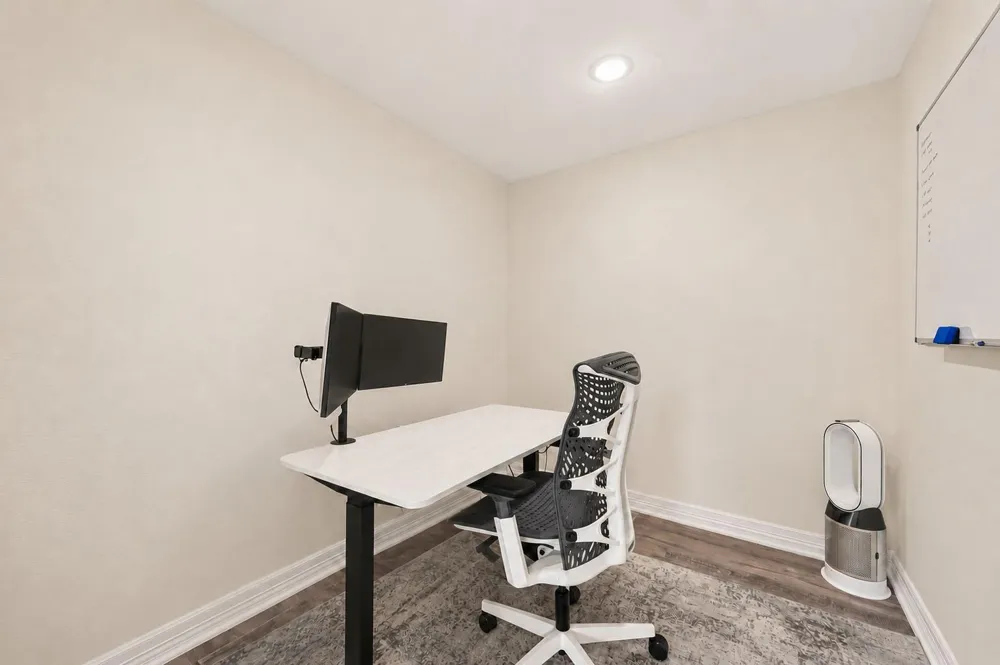 5422 Valerie Street Bellaire, TX 77401