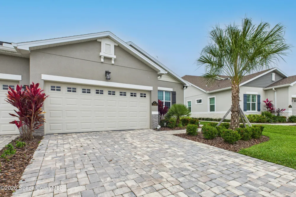 2940 Avalonia Drive Melbourne, FL 32940