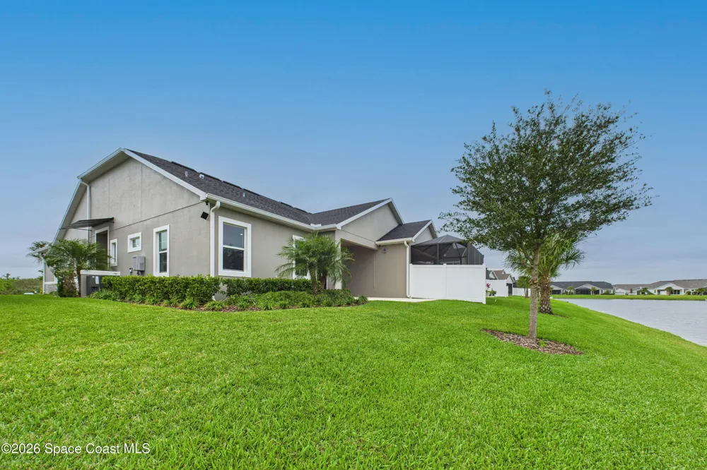 2940 Avalonia Drive Melbourne, FL 32940