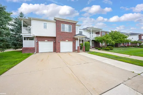 5537 Acorn Lane