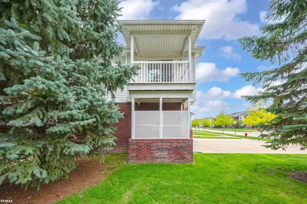 5537 Acorn Lane Sterling Heights City, MI 48314