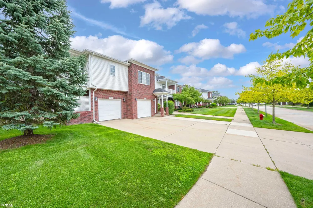 5537 Acorn Lane Sterling Heights City, MI 48314