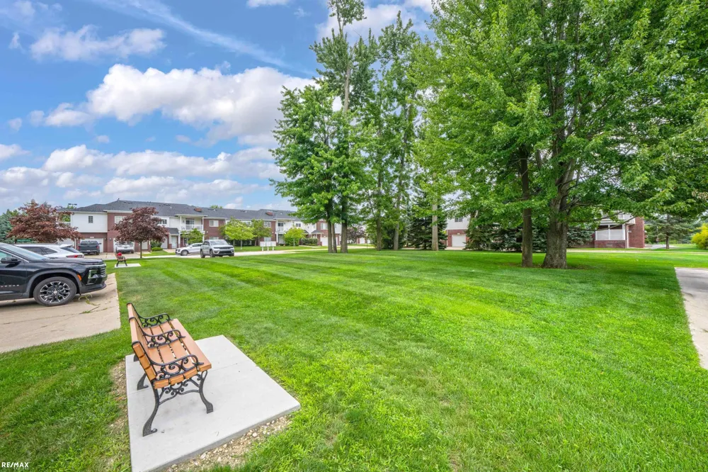 5537 Acorn Lane Sterling Heights City, MI 48314