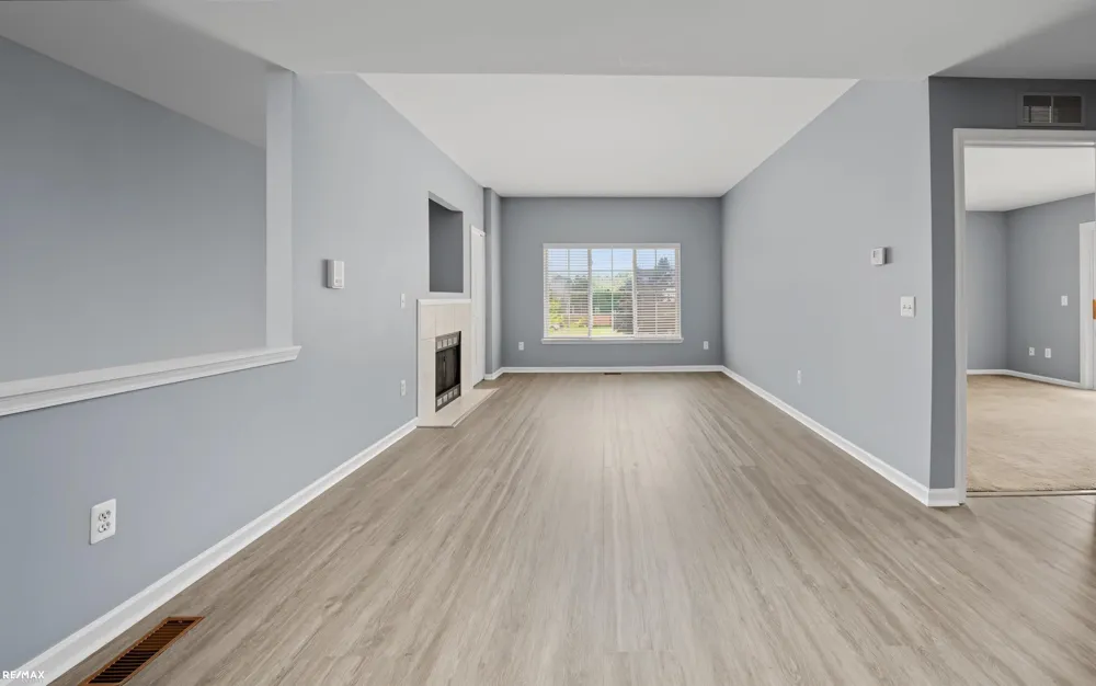 5537 Acorn Lane Sterling Heights City, MI 48314