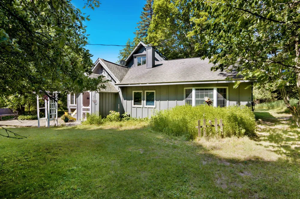 11964 Maple Hill Road Banks Township, MI 49622