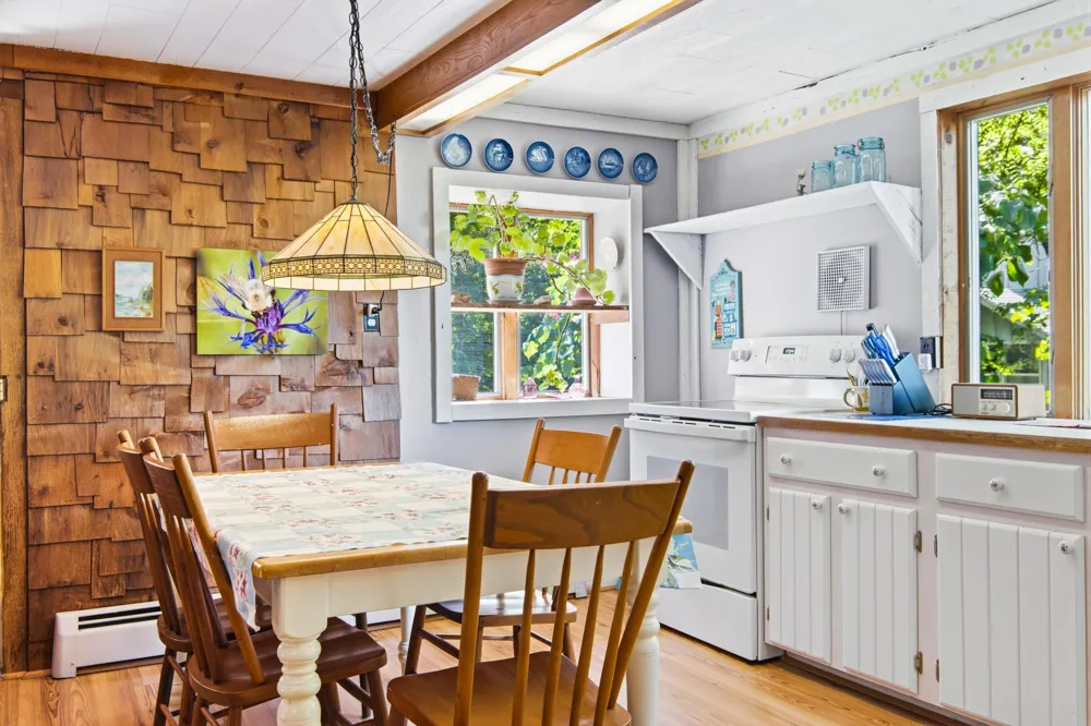 11964 Maple Hill Road Banks Township, MI 49622