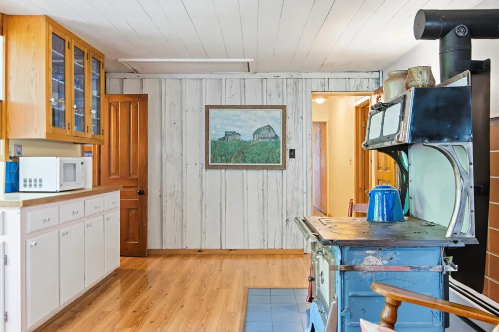 11964 Maple Hill Road Banks Township, MI 49622