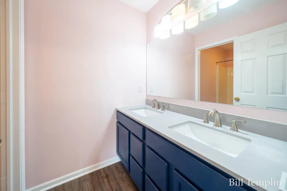 5641 Barcroft Drive SW Wyoming City, MI 49418
