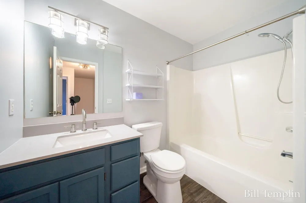 5641 Barcroft Drive SW Wyoming City, MI 49418