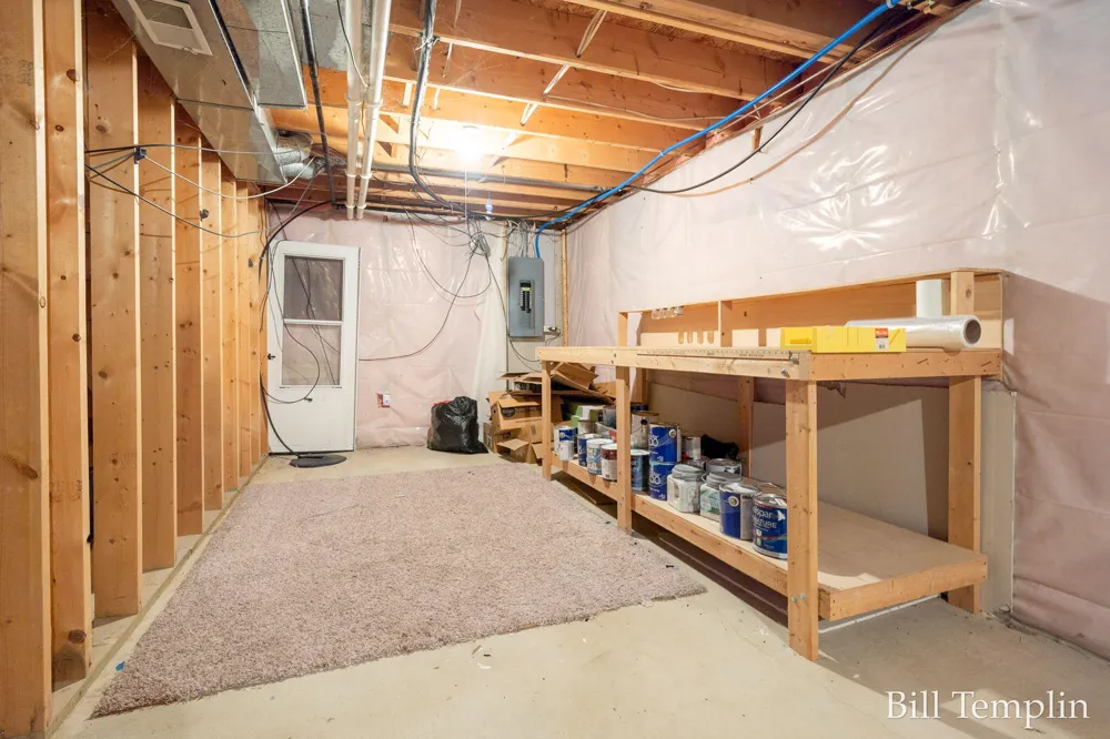 5641 Barcroft Drive SW Wyoming City, MI 49418