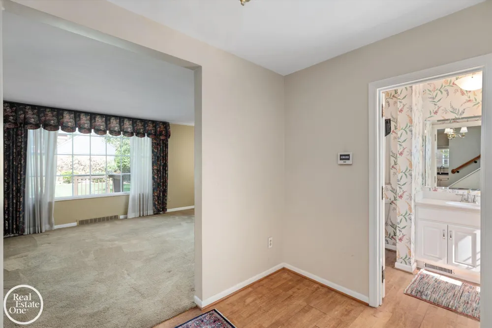 278 Fisher Road Grosse Pointe Farms City, MI 48230
