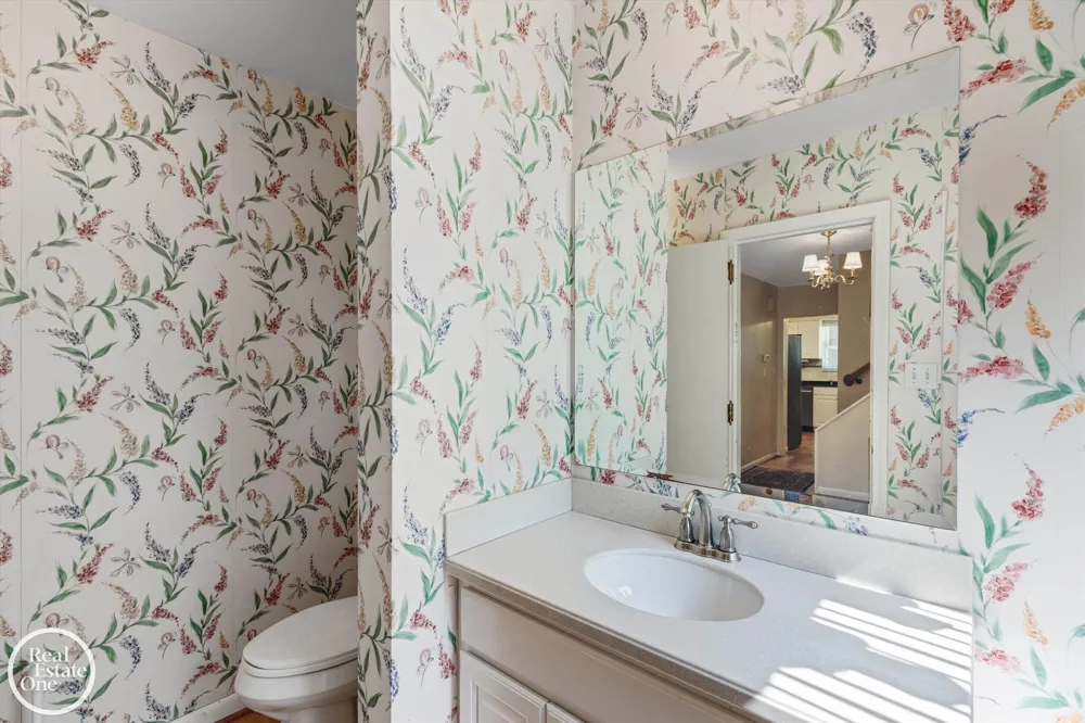 278 Fisher Road Grosse Pointe Farms City, MI 48230