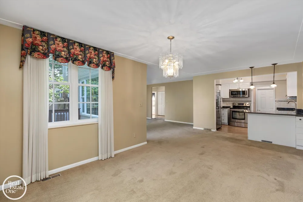 278 Fisher Road Grosse Pointe Farms City, MI 48230