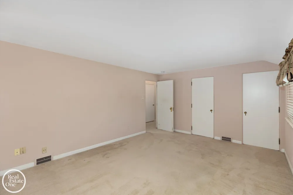 278 Fisher Road Grosse Pointe Farms City, MI 48230