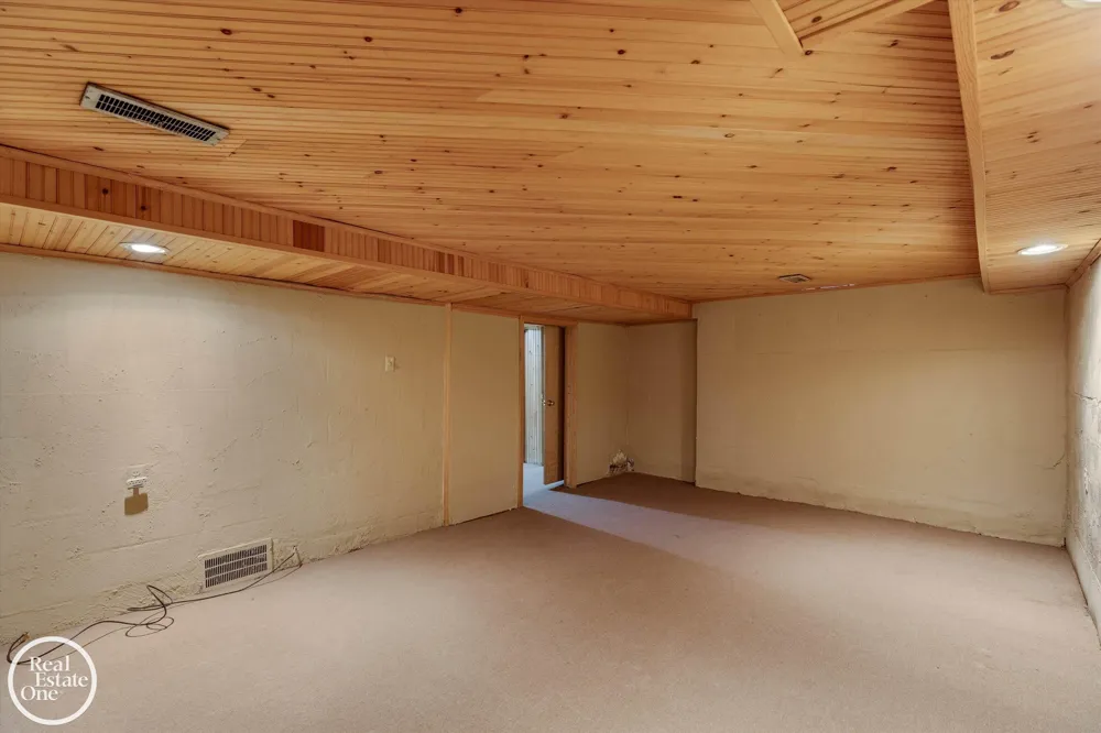 278 Fisher Road Grosse Pointe Farms City, MI 48230