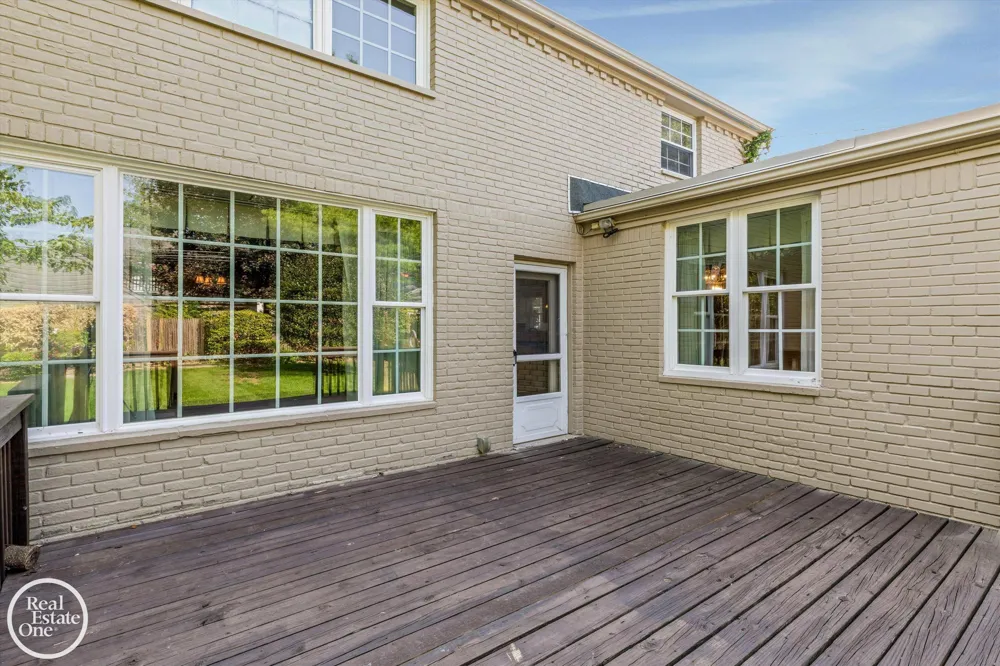 278 Fisher Road Grosse Pointe Farms City, MI 48230