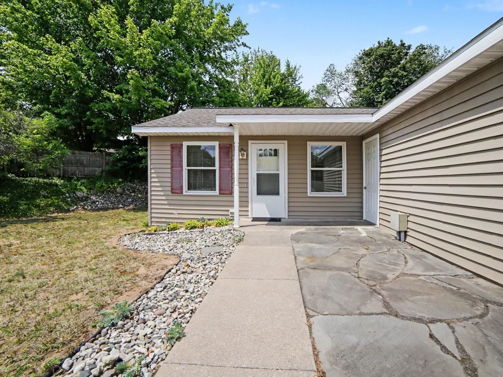 218 Devonwood Drive Shelby Village, MI 49455