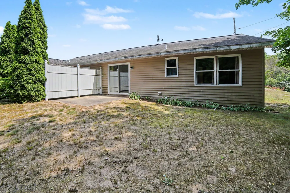 218 Devonwood Drive Shelby Village, MI 49455