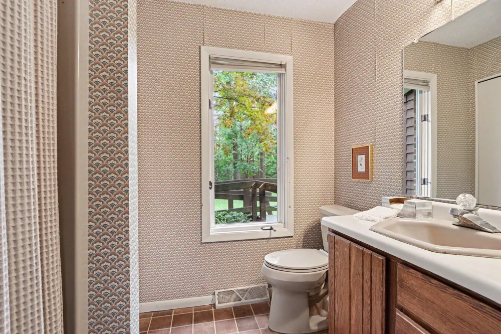 9808 Oak Forest Circle Oshtemo Charter Township, MI 49009