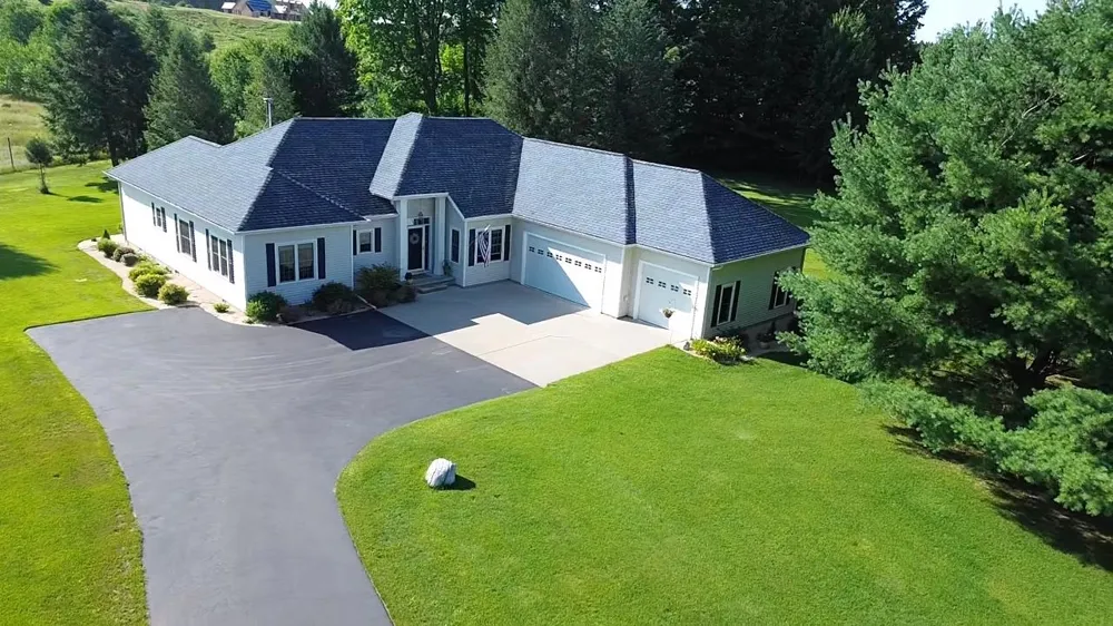 5296 Scofield Trail Whitewater Township, MI 49690