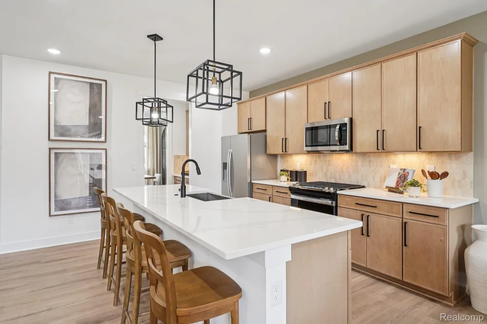 2843 Strobel Wixom City, MI 48393
