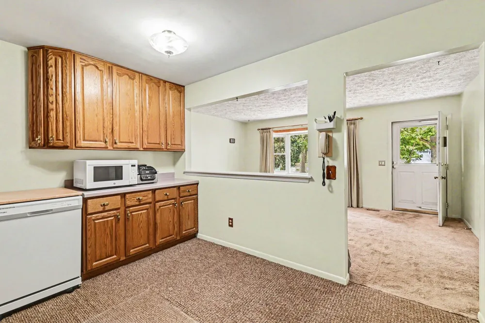 234 Trinity Circle Lansing City, MI 48911