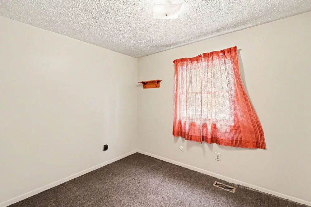 234 Trinity Circle Lansing City, MI 48911