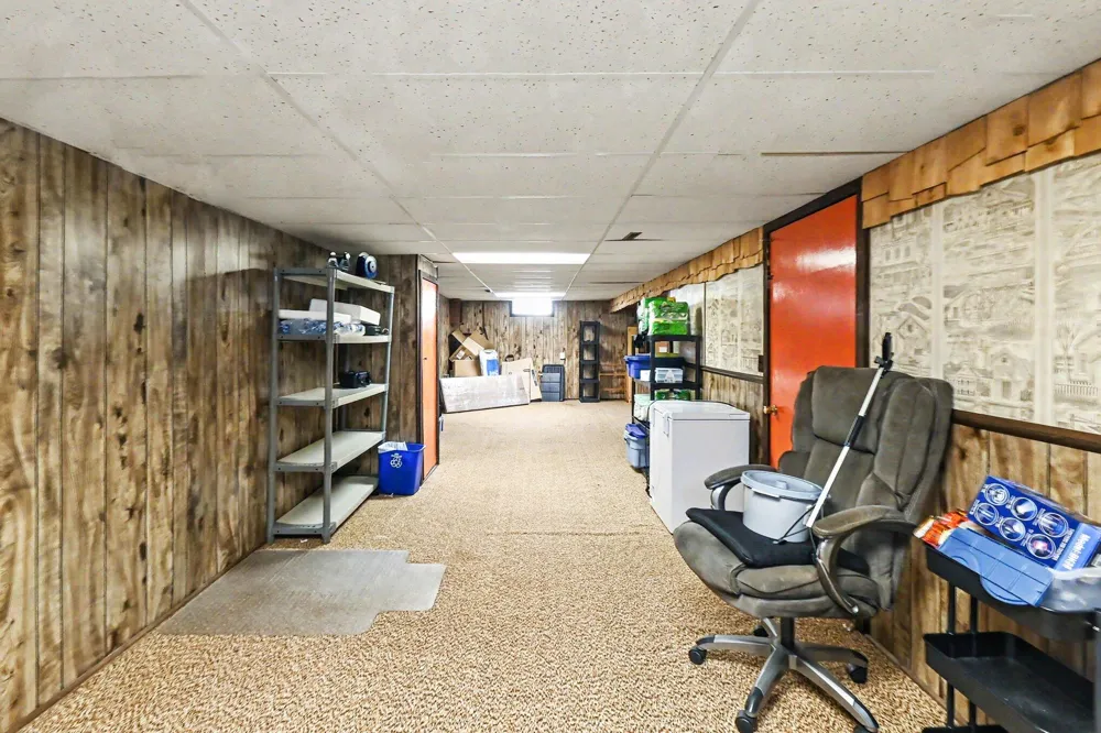 234 Trinity Circle Lansing City, MI 48911