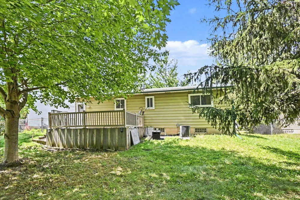 234 Trinity Circle Lansing City, MI 48911