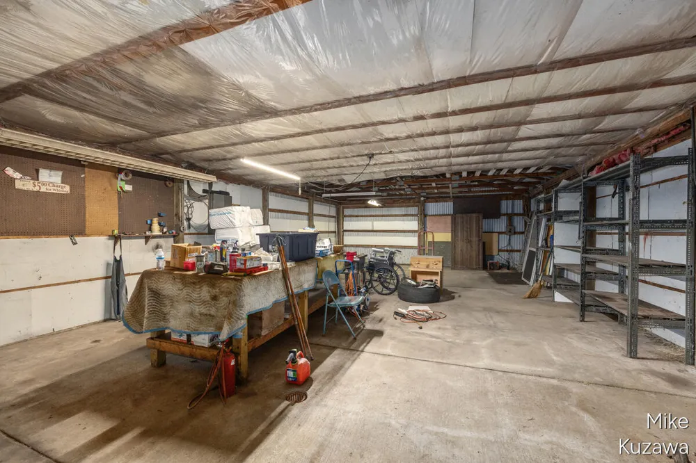 3901 Suburban Shores Drive NE Plainfield Charter Township, MI 49525