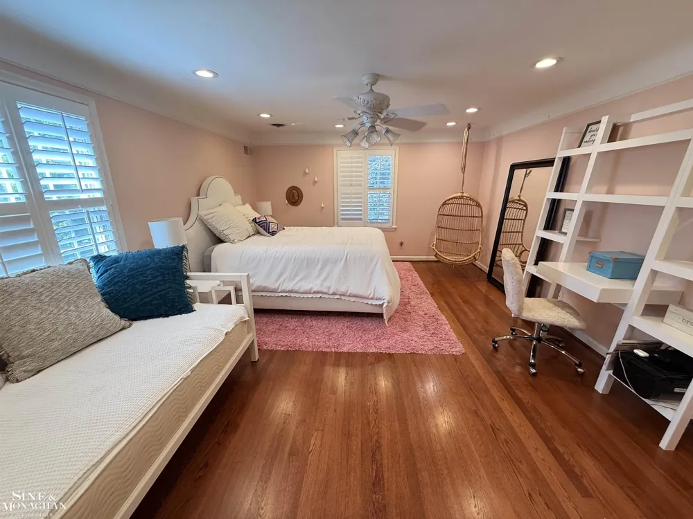 67 Stanton Lane Grosse Pointe Farms City, MI 48236