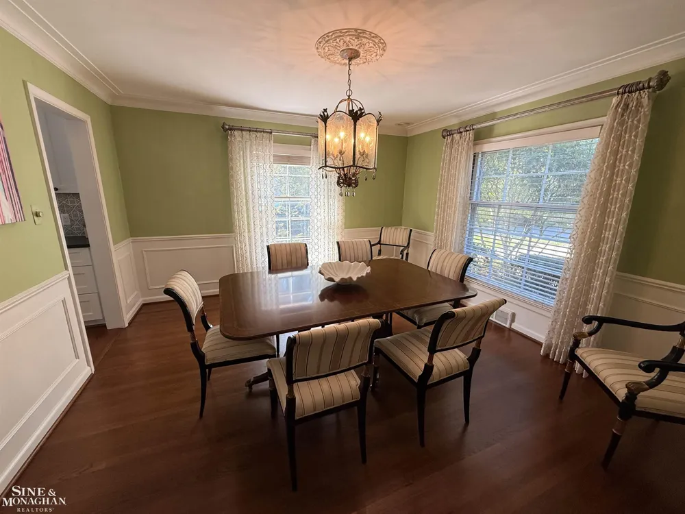 67 Stanton Lane Grosse Pointe Farms City, MI 48236