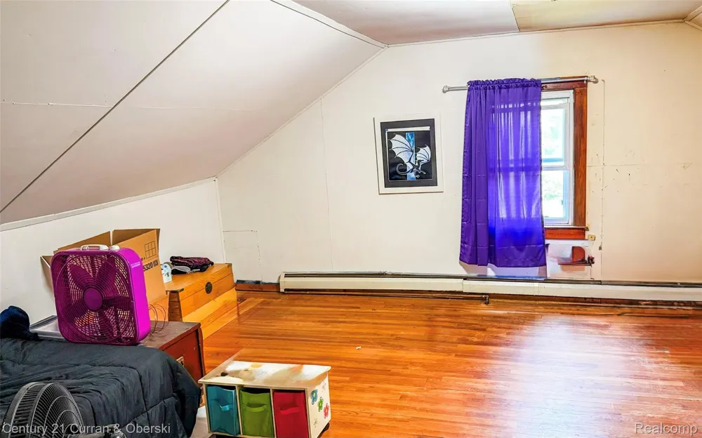209 S Fifth Street Roscommon Village, MI 48653