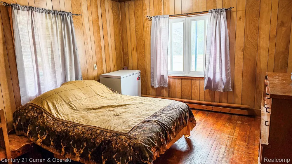 209 S Fifth Street Roscommon Village, MI 48653