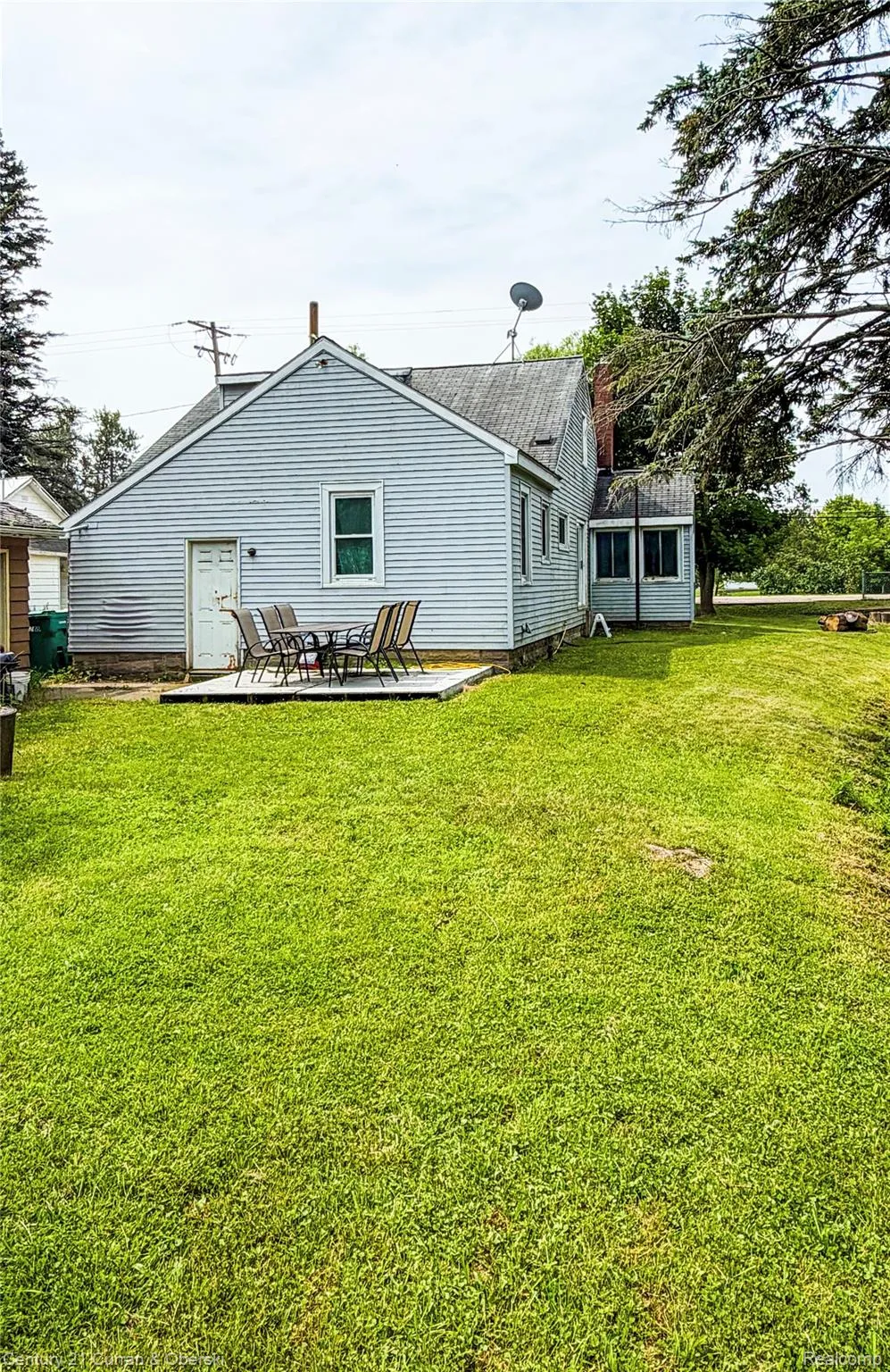 209 S Fifth Street Roscommon Village, MI 48653