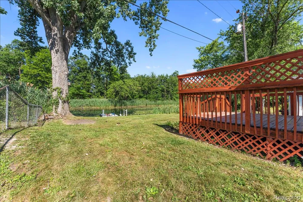 34868 W Jefferson Avenue Brownstown Charter Township, MI 48173