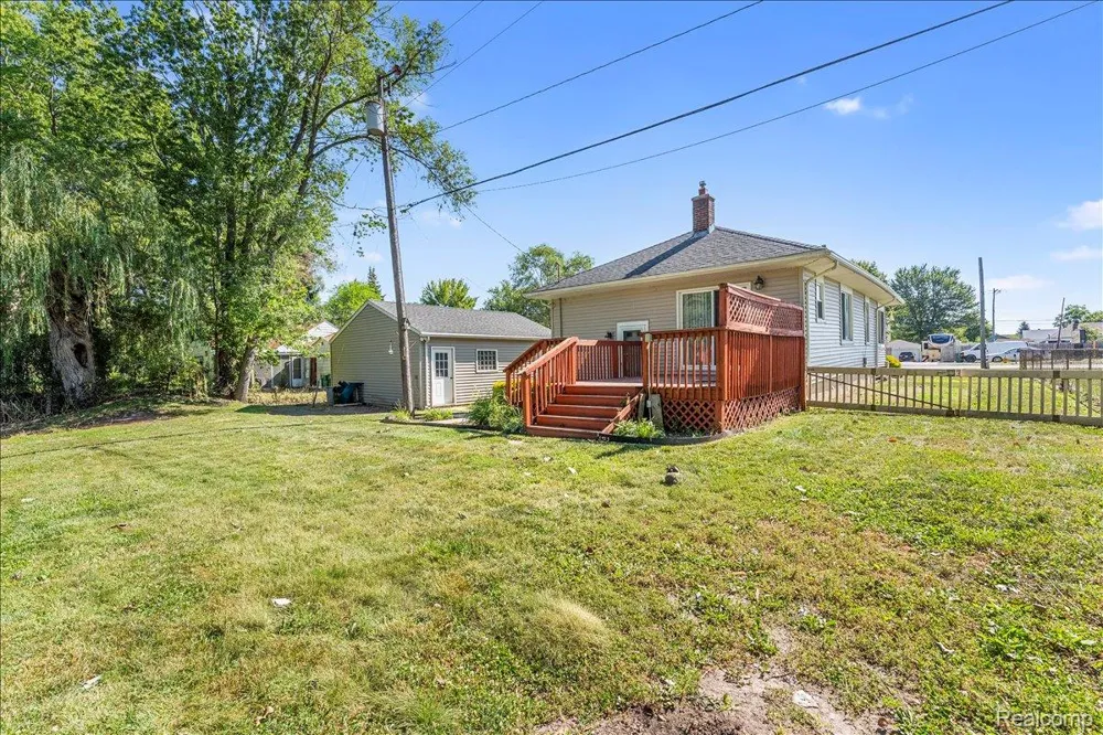 34868 W Jefferson Avenue Brownstown Charter Township, MI 48173