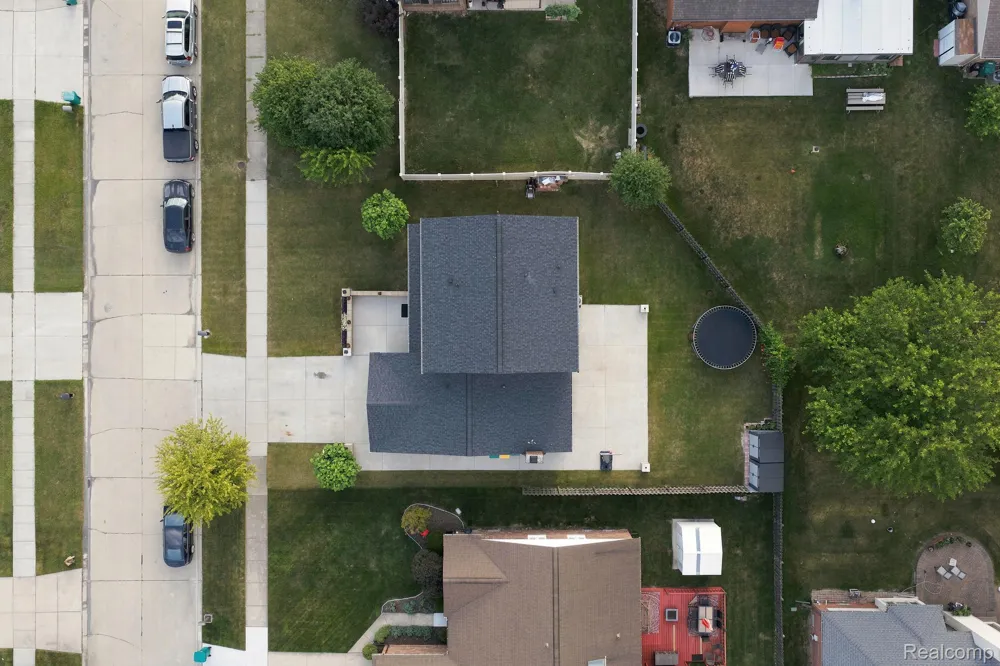 17900 Woodridge Drive Brownstown Charter Township, MI 48193