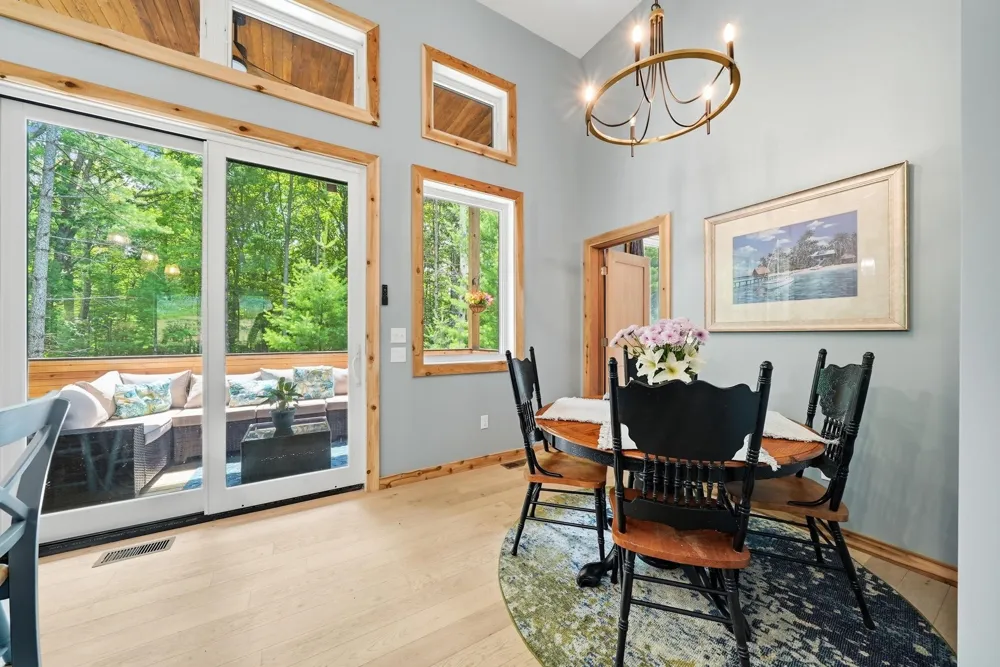 5346 Trager Road East Bay Township, MI 49696